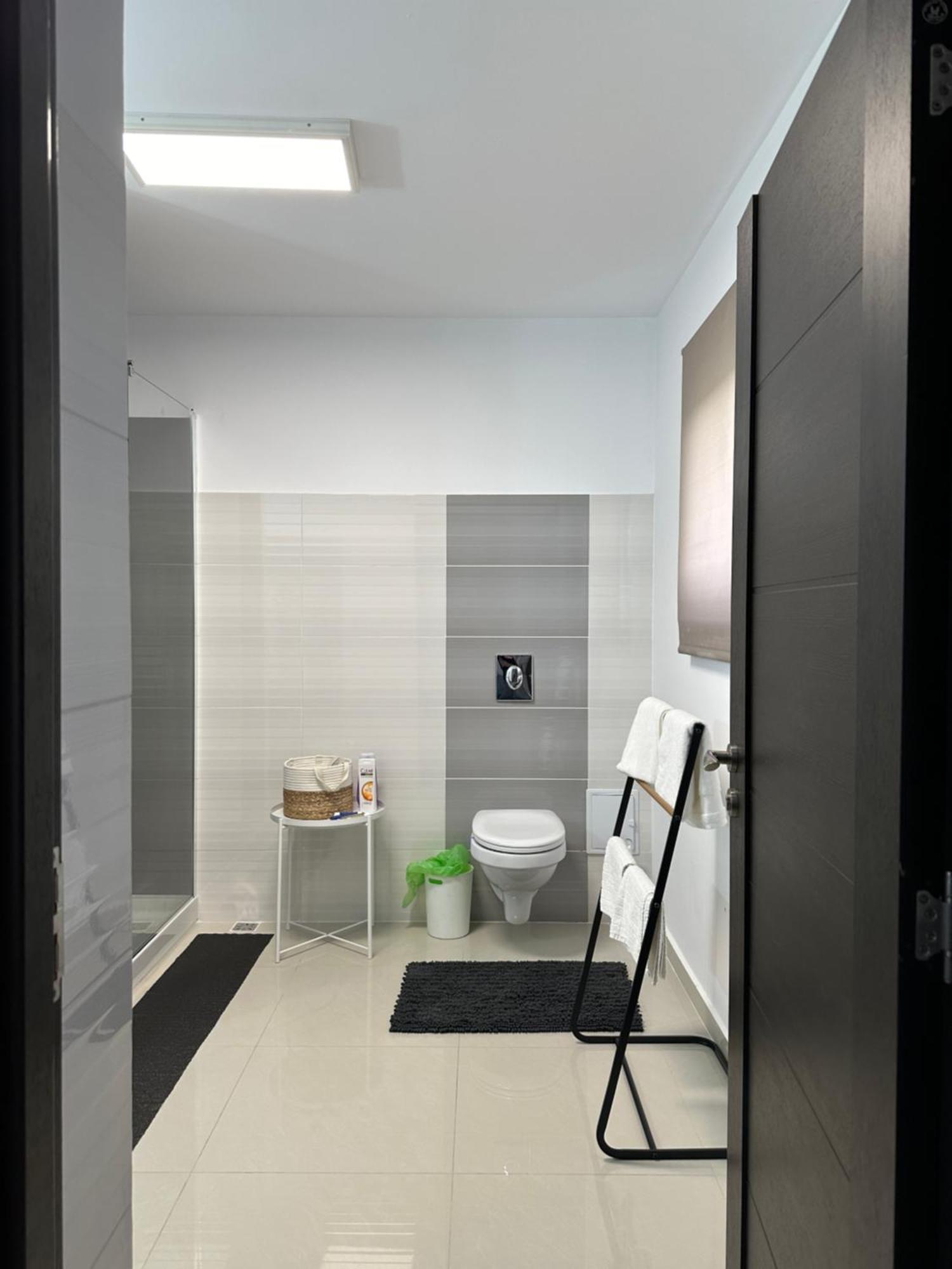 Green Oasis Apartment Stolniceni-Prajescu ภายนอก รูปภาพ